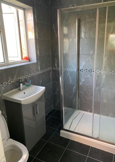 Cozy Flat Next To Southmead Hospital And Gloucester Road